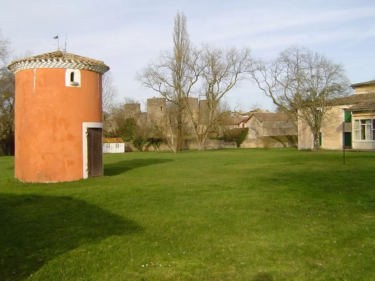 Sous les tilleuls d'Adichats