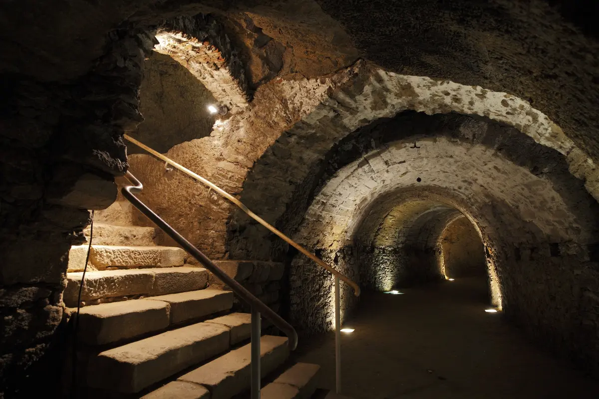 Souterrains de la Règle - Visite Guidée