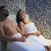 Spa avec hammam, sauna et jacuzzi à Boulogne-Billancourt (92)