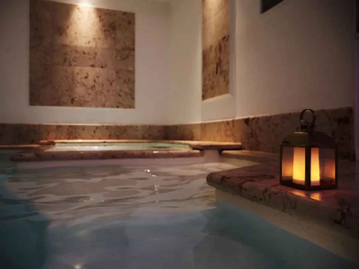 SPA et dîner à l'Hôtel Paris j'Adore***** 17ème