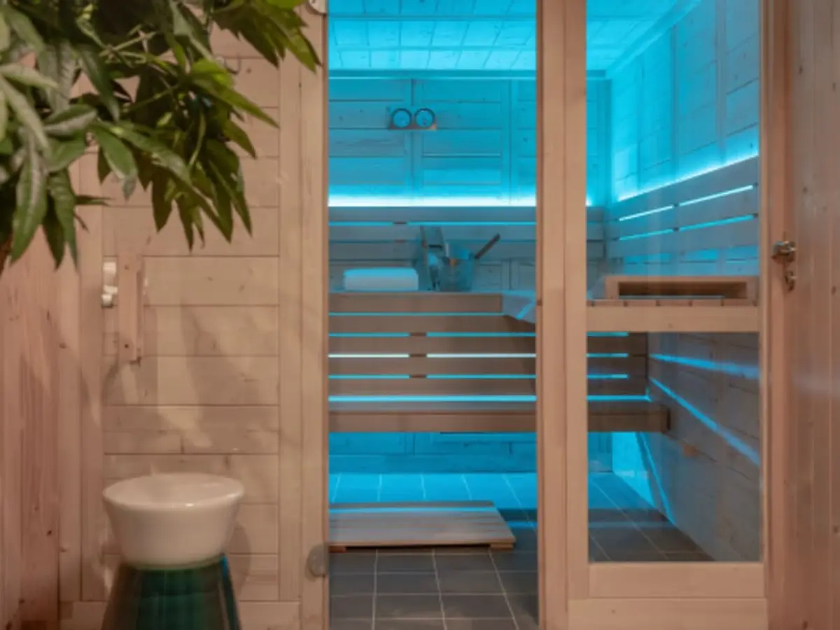 Spa & petit déjeuner à l'hôtel Miss Fuller 4* à Paris 17ème