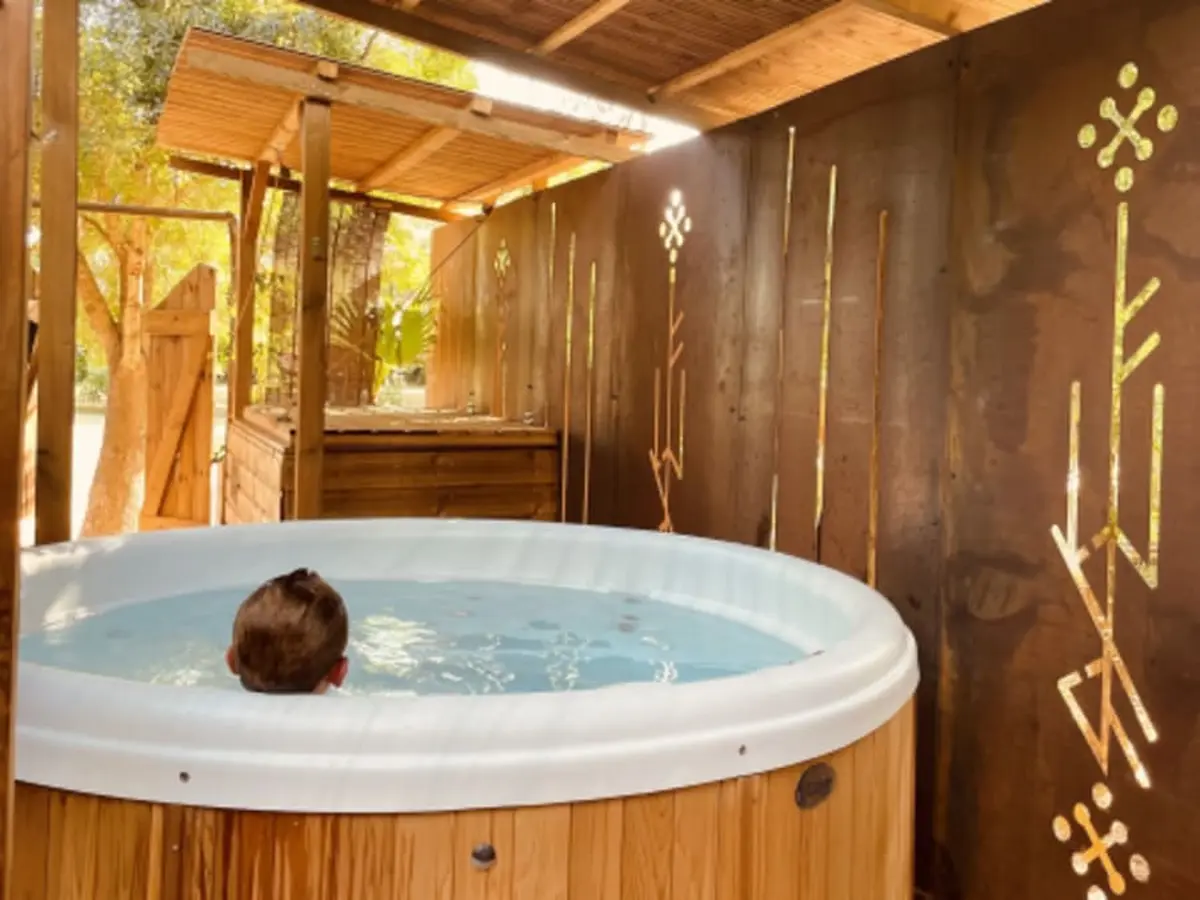 Spa privatif bain nordique & sauna à Fréjus (83)