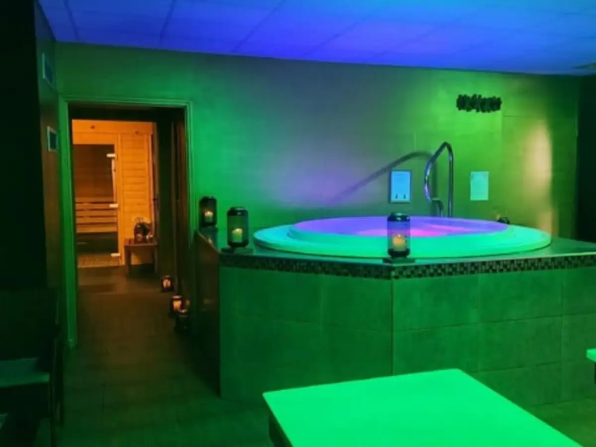 Spa privatif & Massage en duo à Angoulins (17)