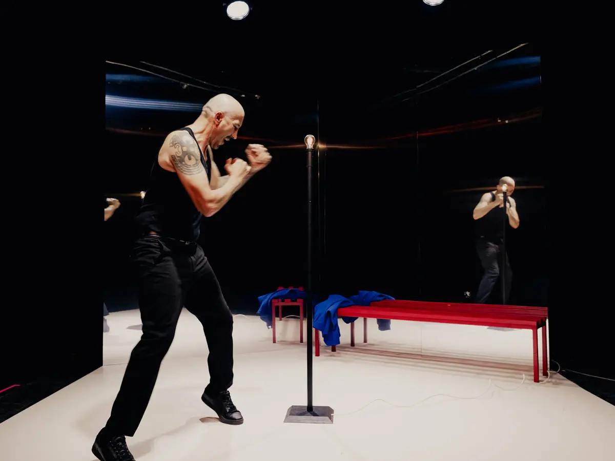 Spectacle À l’Ombre du réverbère