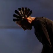 Spectacle dansé dans une chapelle : Wakan - Un souffle / Compagnie Pernette