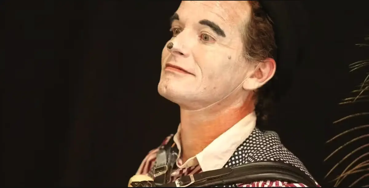 Spectacle de cirque Sortie de piste par la Cie La Mano Loca