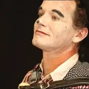 Spectacle de cirque Sortie de piste par la Cie La Mano Loca