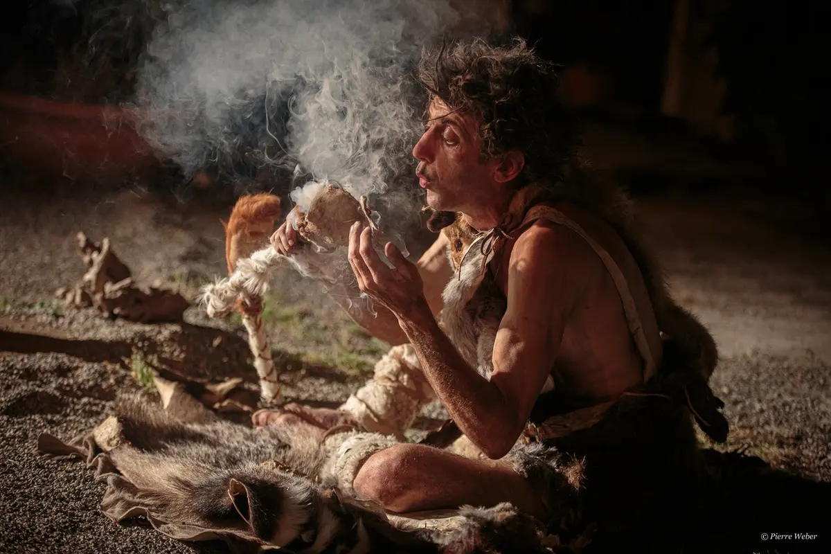 Spectacle de clown préhistorique :  La quête du râle