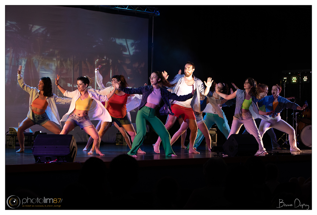 Spectacle DE L'ÉCOLE À LA SCÈNE