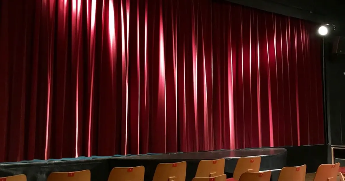 Spectacle de théâtre et de danse "Au fil du temps"