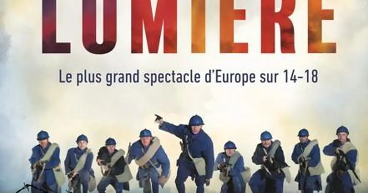 Spectacle des Flammes à la Lumière