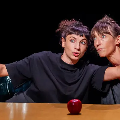 La pomme empoisonnée