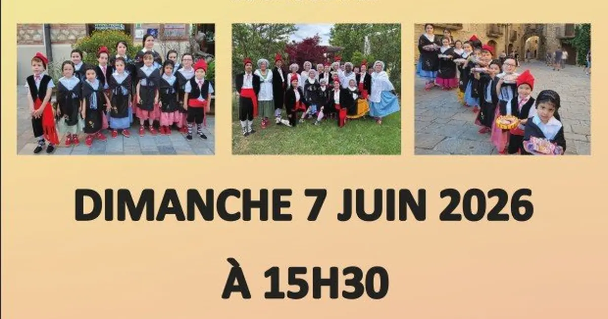 Spectacle Folklorique Par Els Dansaires Catalans