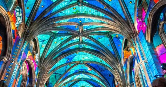 Spectacle immersif L'Odyss&eacute;e C&eacute;leste &agrave; l'&eacute;glise Saint-Eustache de Paris