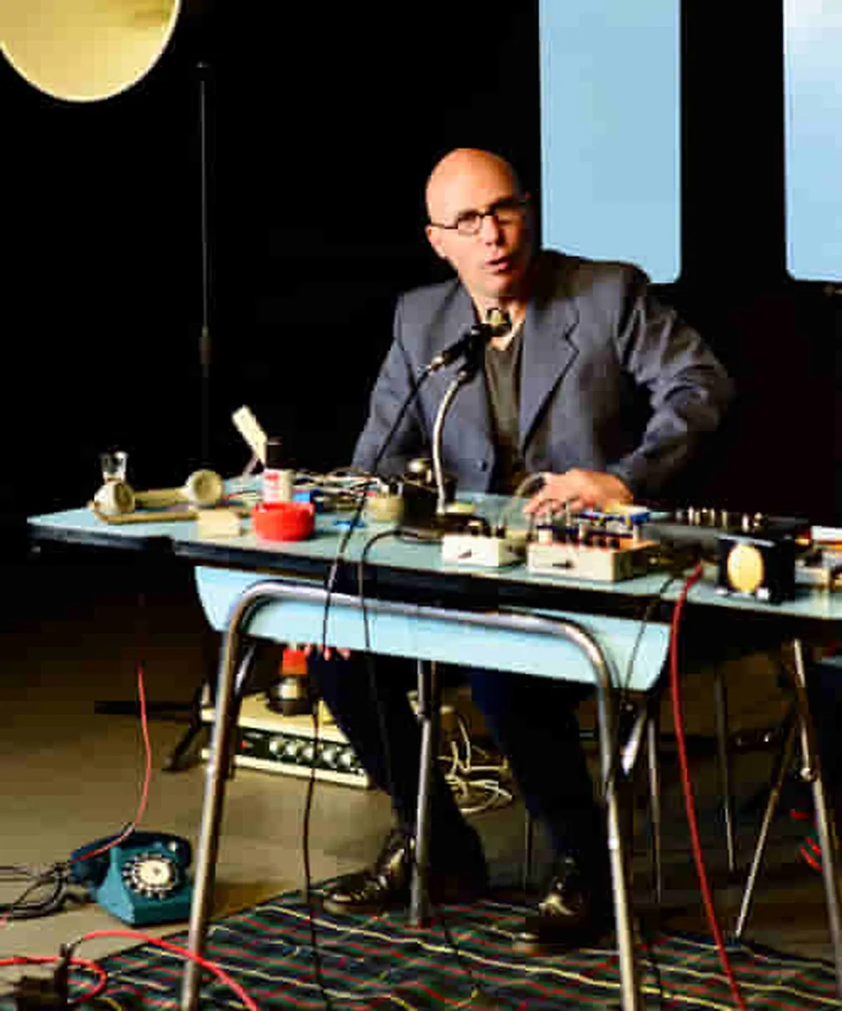 Spectacle L'art et la manière d'aborder son chef de service (sortie de résidence)