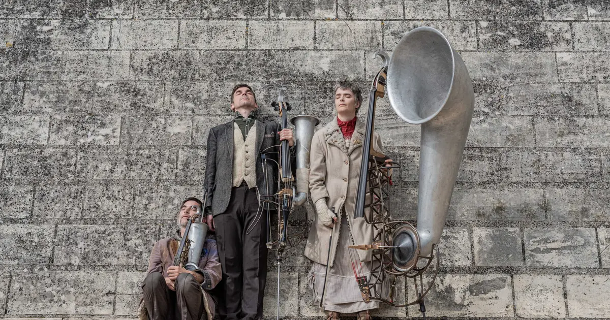 Spectacle - La Fausse Compagnie - Le Chant des pavillons