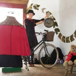 Spectacle, la vache tachetée à la Bibliothèque