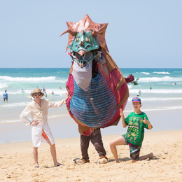 Spectacle - Le triselectops aime sa plage