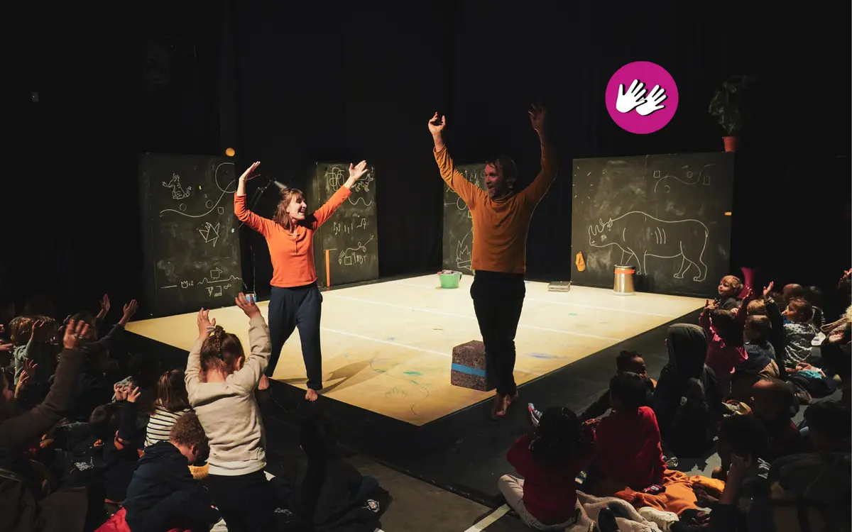 Spectacle LSF de Marc Lacourt « Pourquoi un arbre est une poule ? » Festival PULSE