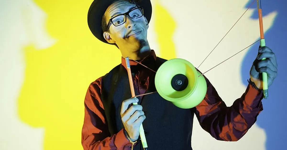 Spectacle : Mobylette Circus