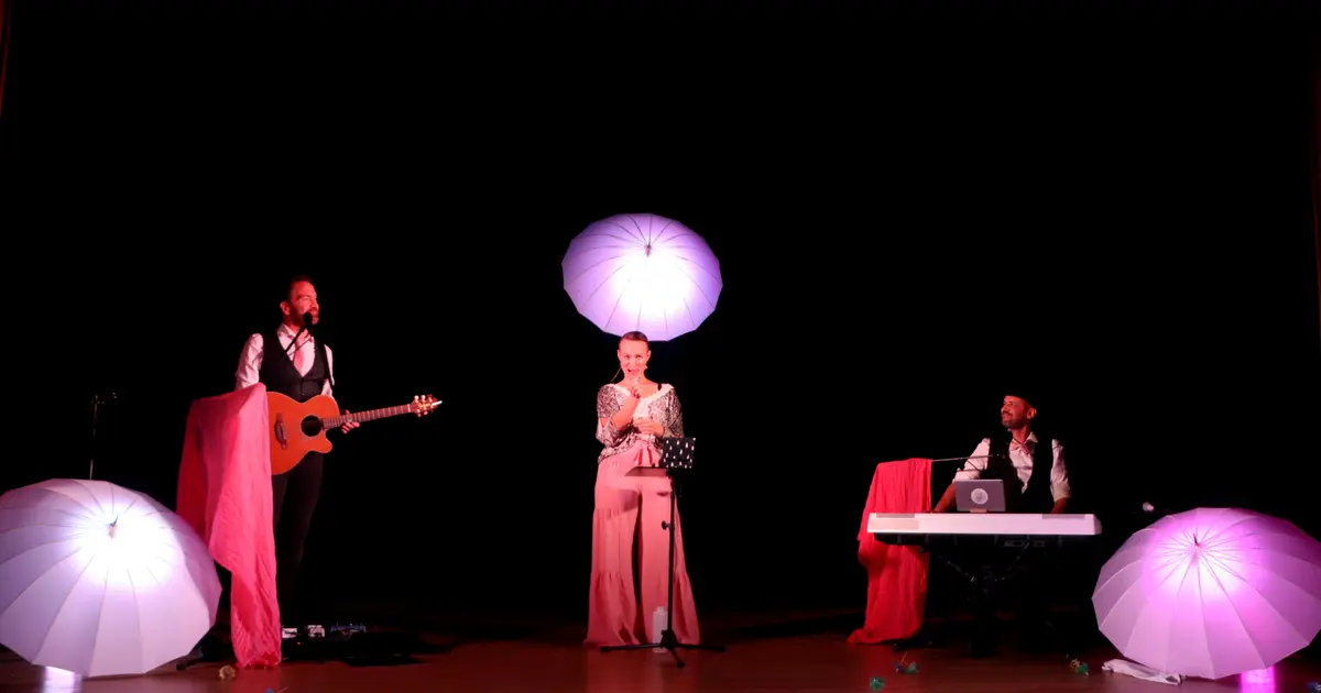 Spectacle - Ôrage de vivre, comment j'ai appris à chanter sous la pluie - Cie Des histoires en musique