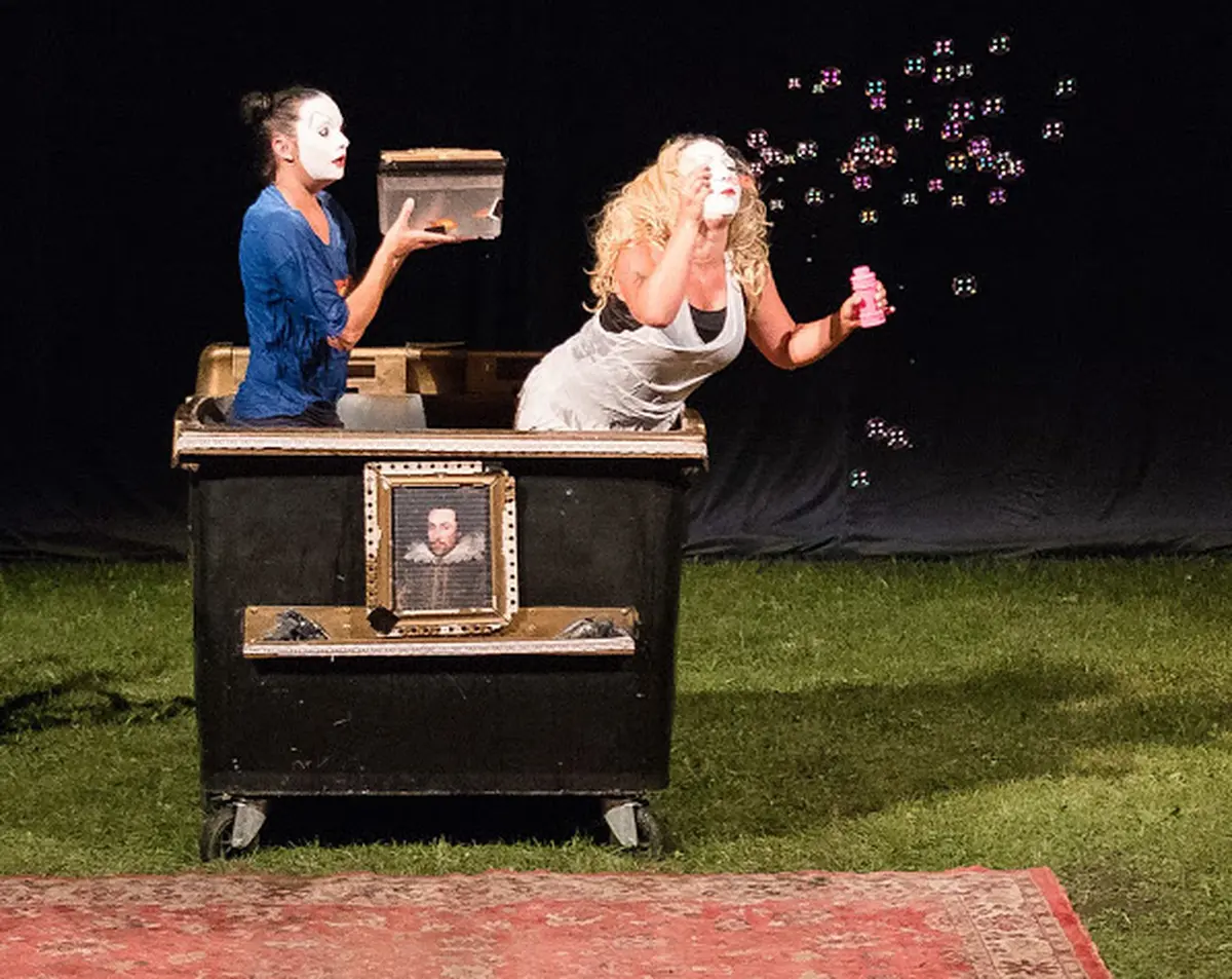 Spectacle : Roméo Dans La Baignoire