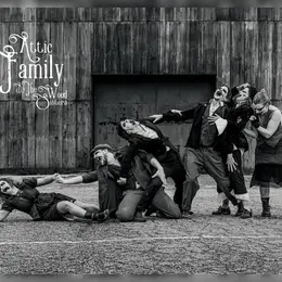 Spectacle The Attic Family de la Cie The Wood Sisters