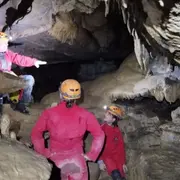 Spéléologie dans la Grotte de Saurat (09)
