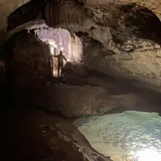 Spéléologie en famille dans la grotte de la Cocalière (07)