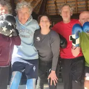 Sport seniors en plein air : Boxe au parc des Buttes Chaumont