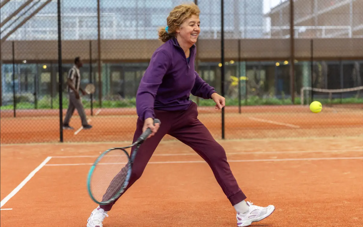 Sport seniors en plein air : Tennis au Centre des Lilas
