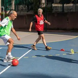 Sport seniors en plein air : Walking Football par la FSGT
