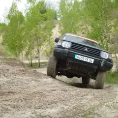 Stage 1/2 journée de pilotage 4x4 en off road près de Cahors