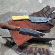 Stage création d'un couteau brut de forge à Beaucroissant (38)