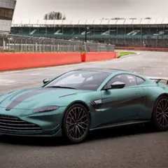 Stage de pilotage Aston Martin Vantage au Circuit de Vaison (71)