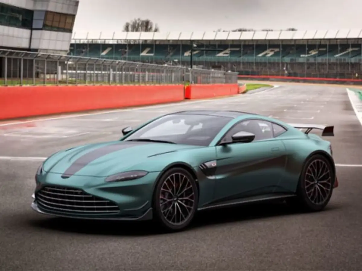 Stage de pilotage Aston Martin Vantage Circuit Fontenay-le-Comte