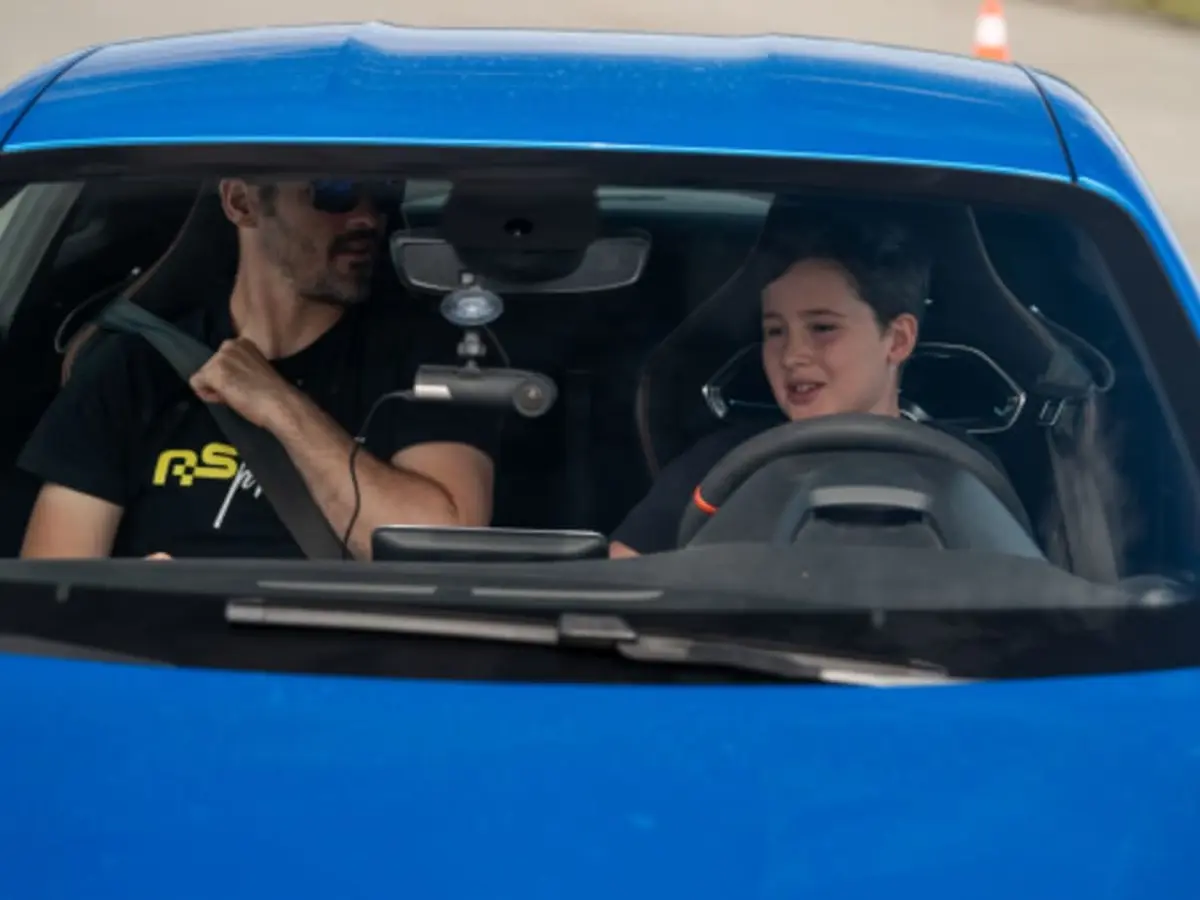 Stage de Pilotage enfant en Alpine A110 &agrave; Pouilly-en-Auxois (21)