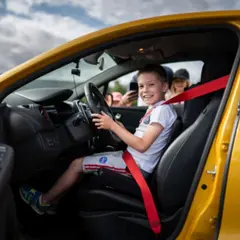Stage de Pilotage enfant en Clio 4 RS près de Poitiers (86)