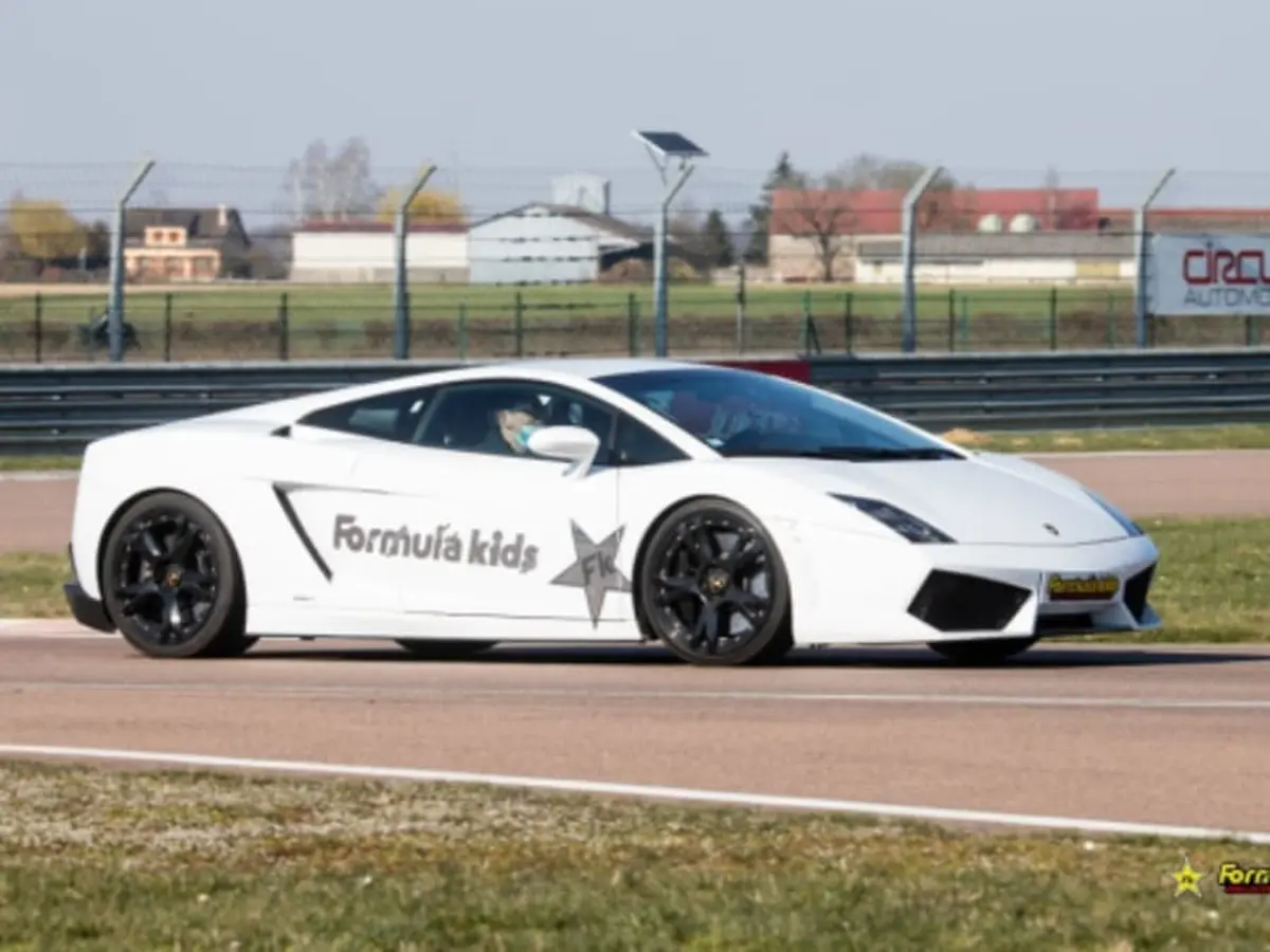 Stage de Pilotage Enfant en Lamborghini à Abbeville (80)