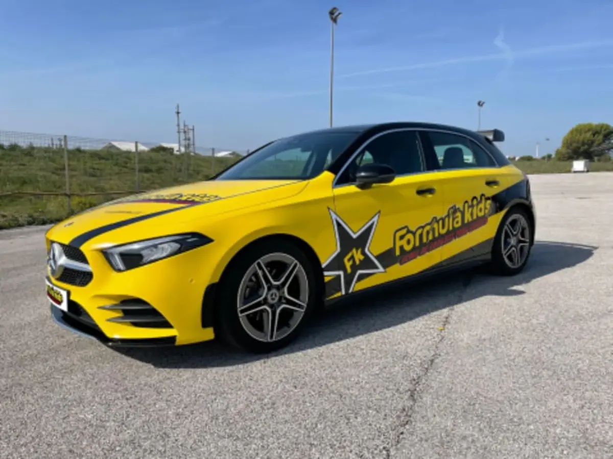 Stage de Pilotage Enfant en Mercedes Classe A au circuit Géoparc