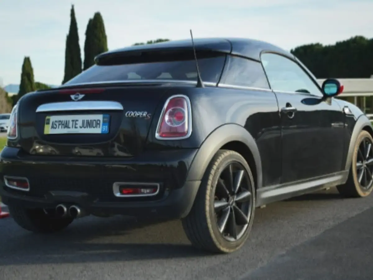 Stage de Pilotage enfant en Mini Cooper S à Pouilly-en-Auxois