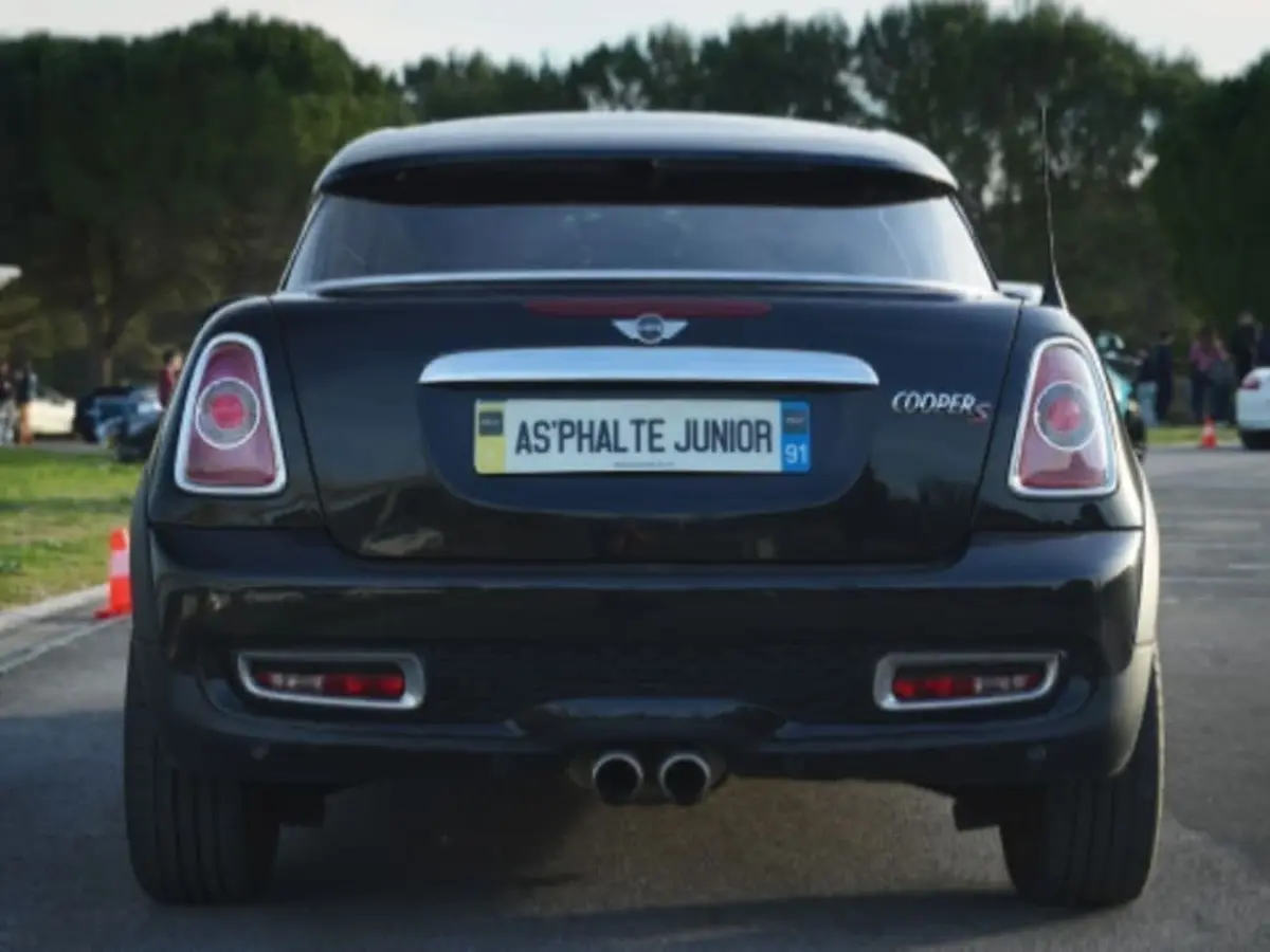 Stage de Pilotage enfant en Mini Cooper S à Septfontaines (25)