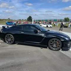 Stage de Pilotage enfant en Nissan GTR à à Belloy-en-France (95)