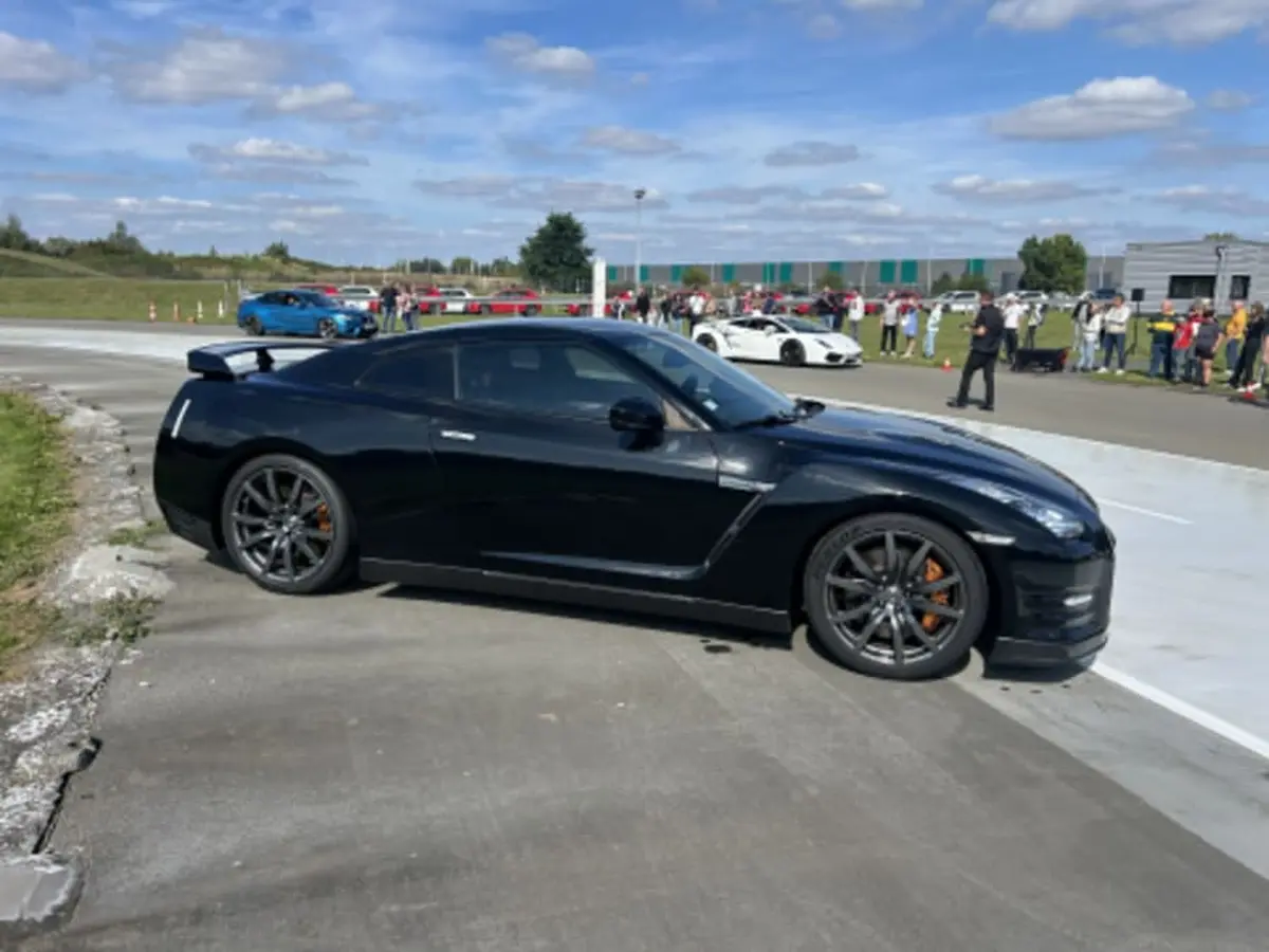 Stage de Pilotage enfant en Nissan GTR à Escource (40)