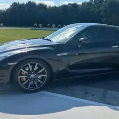 Stage de Pilotage enfant en Nissan GTR à Lédenon (30)