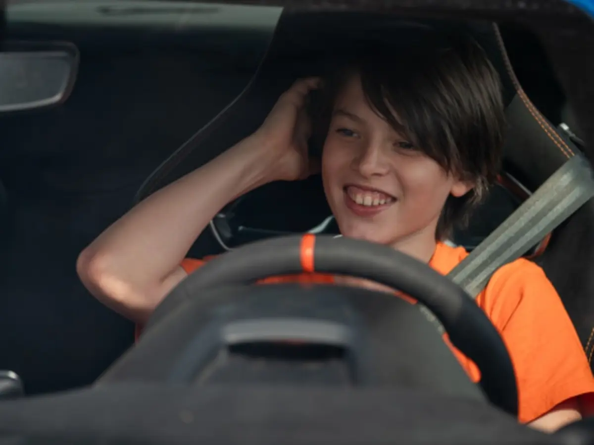 Stage de Pilotage enfant en Nissan GTR à Septfontaines (25)