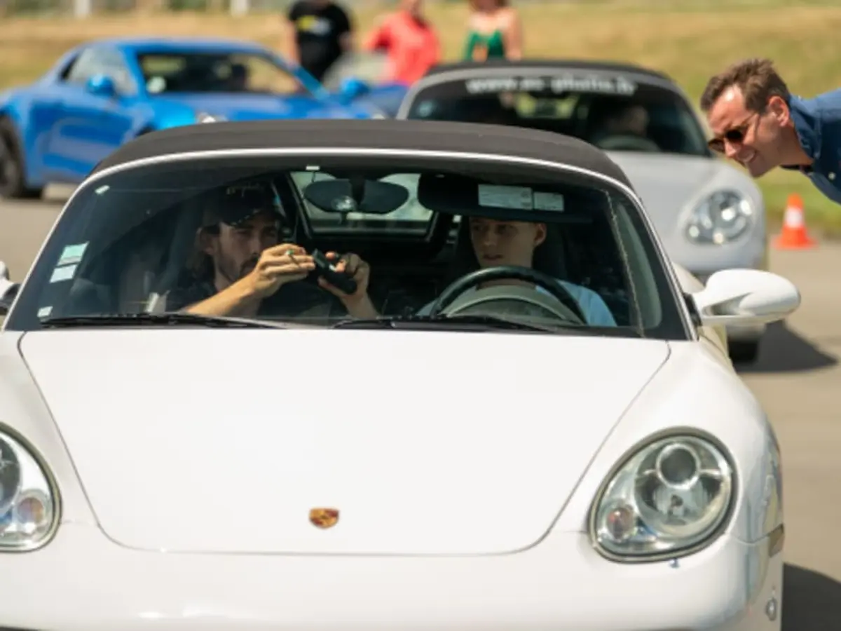Stage de Pilotage enfant en Porsche Boxter à Hénin-Beaumont (62)