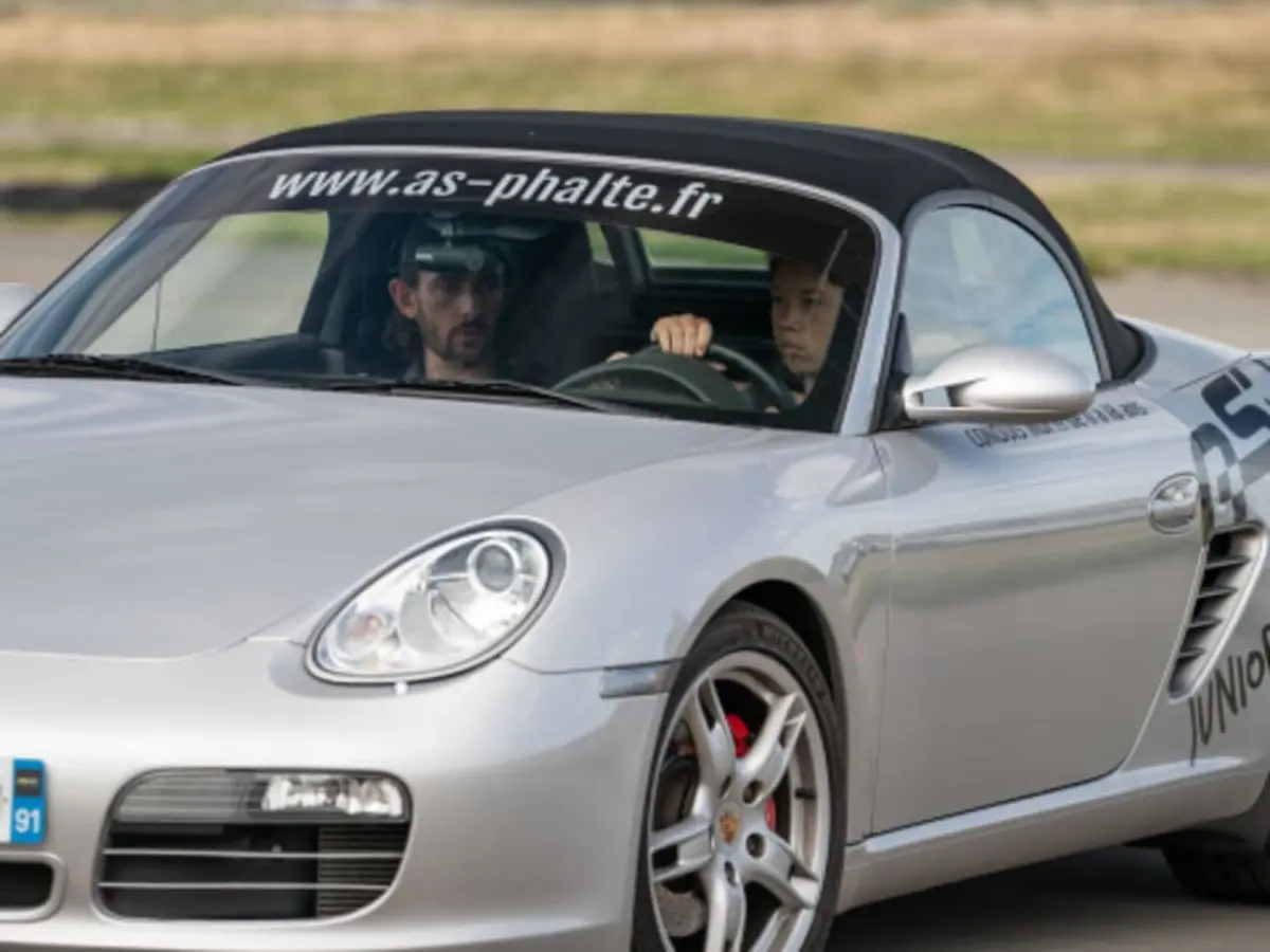 Stage de Pilotage enfant en Porsche Boxter à Pouilly-en-Auxois