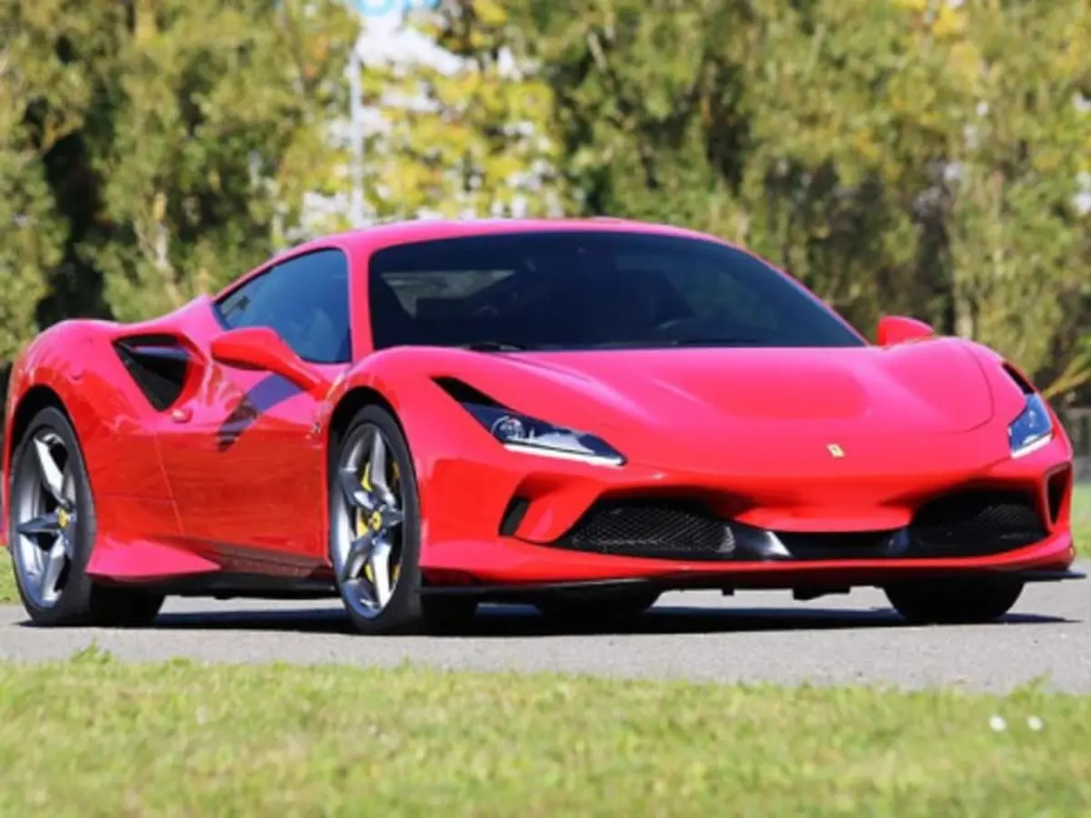 Stage de pilotage Ferrari F8 Tributo, Circuit la Ferté Gaucher