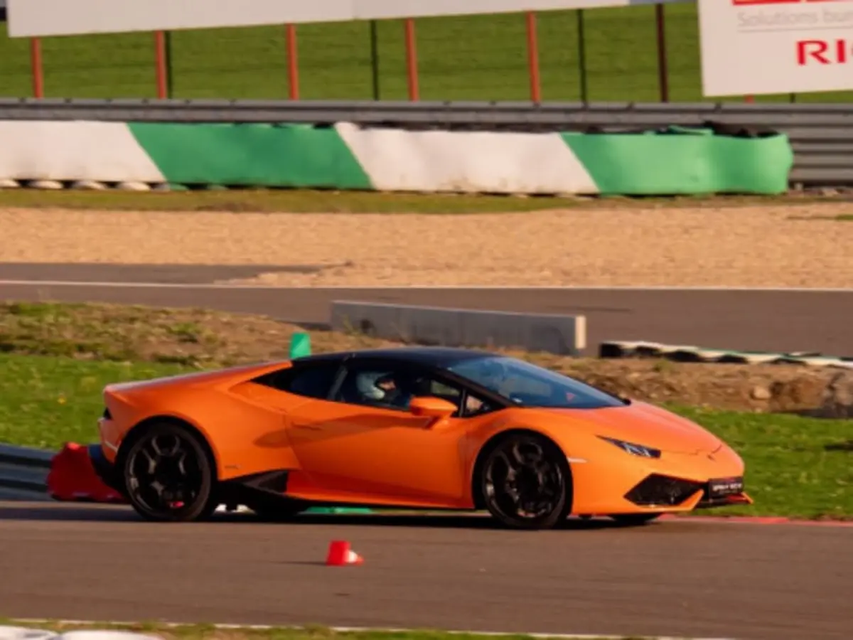 Stage de pilotage Lamborghini Huracan, Circuit de Mirecourt 88